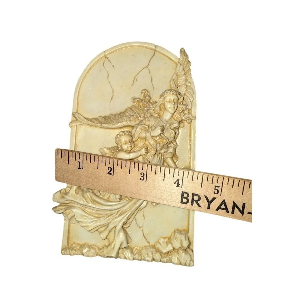 Angel‎ & Cherub Wall Plaque Faux Marble Relief Beige Arched 8 in religious art
